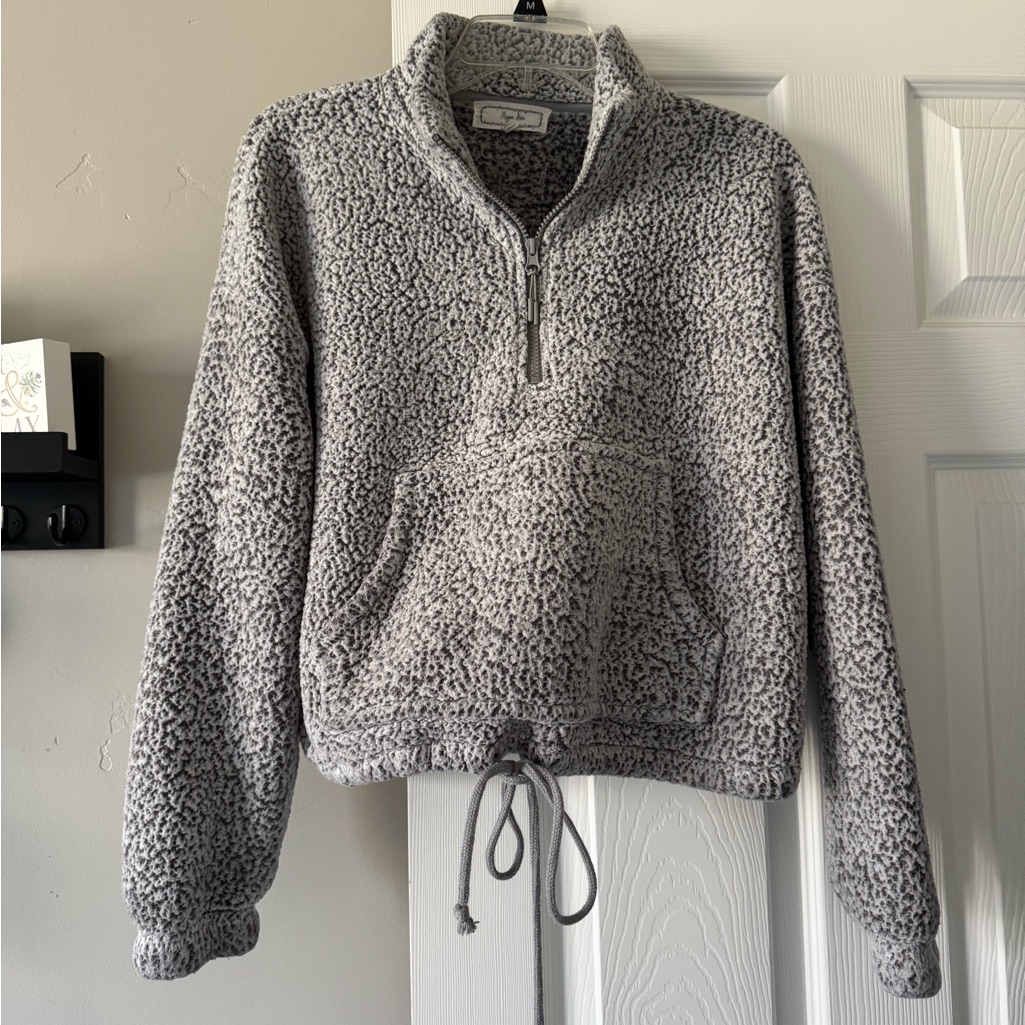 Hippie Rose Quarter Zip Top